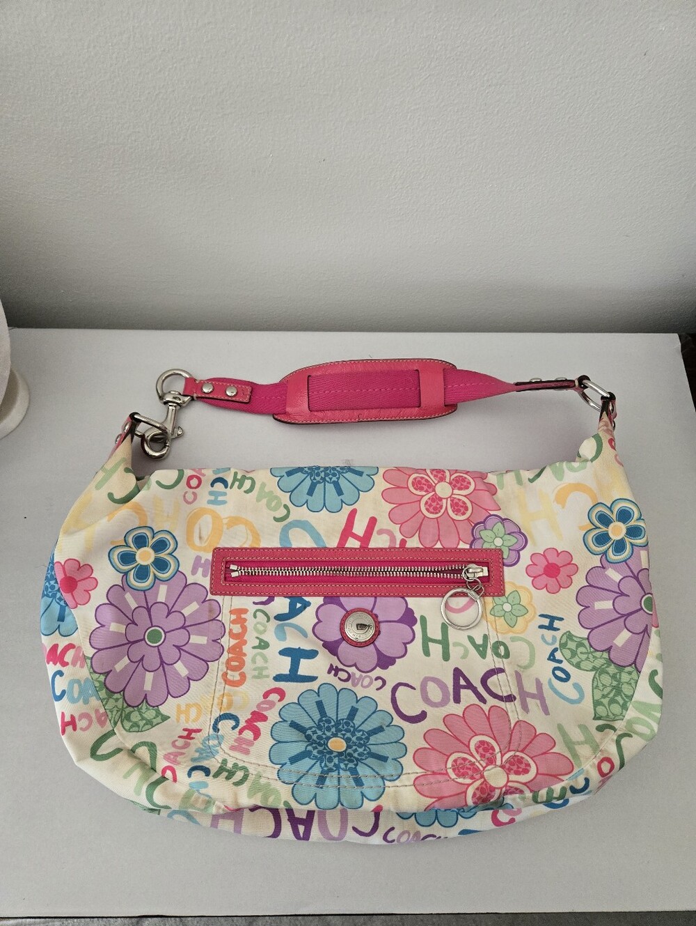 Vintage 2010 Coach Daisy Floral Sateen Hobo Bag 14883